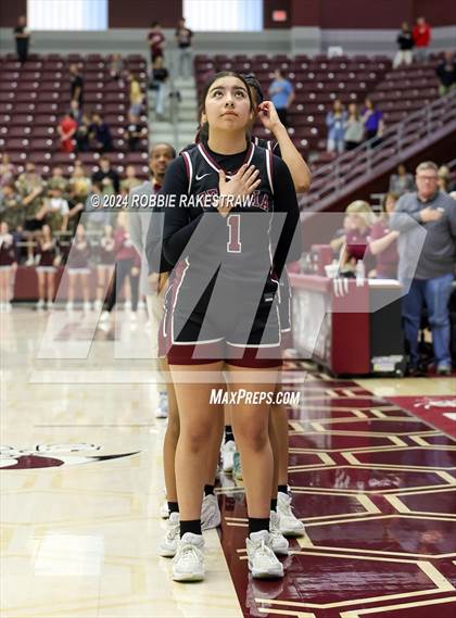 Thumbnail 2 in Martins Mill vs. Tenaha (UIL 2A Regional Semifinal Playoff) photogallery.