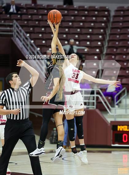 Thumbnail 1 in Martins Mill vs. Tenaha (UIL 2A Regional Semifinal Playoff) photogallery.