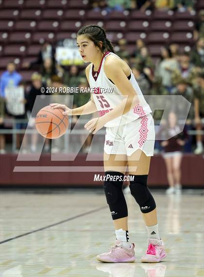 Thumbnail 1 in Martins Mill vs. Tenaha (UIL 2A Regional Semifinal Playoff) photogallery.