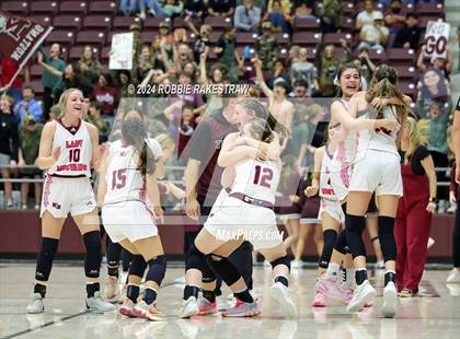 Thumbnail 1 in Martins Mill vs. Tenaha (UIL 2A Regional Semifinal Playoff) photogallery.