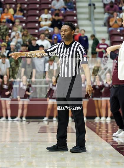 Thumbnail 2 in Martins Mill vs. Tenaha (UIL 2A Regional Semifinal Playoff) photogallery.