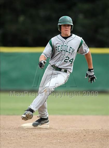 Thumbnail 2 in Sheldon vs. Reedley photogallery.