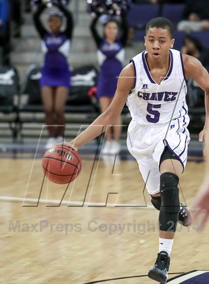 Thumbnail 3 in Cesar Chavez vs. Sunnyslope (MLK Basketball Classic) photogallery.
