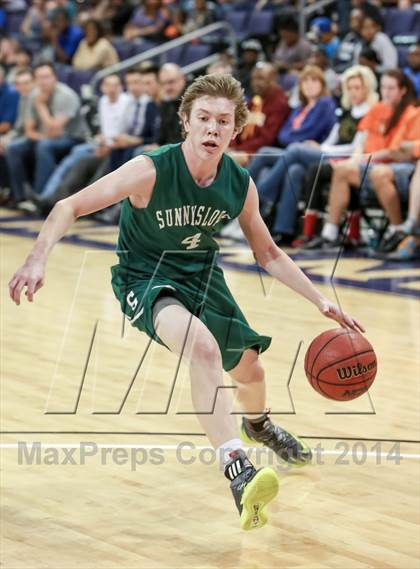 Thumbnail 2 in Cesar Chavez vs. Sunnyslope (MLK Basketball Classic) photogallery.