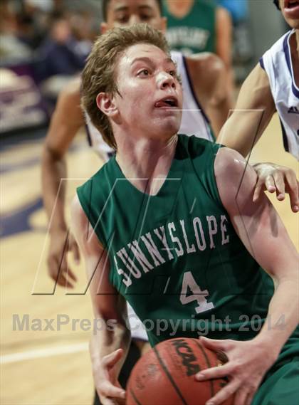 Thumbnail 2 in Cesar Chavez vs. Sunnyslope (MLK Basketball Classic) photogallery.