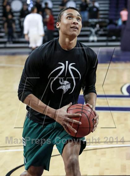 Thumbnail 2 in Cesar Chavez vs. Sunnyslope (MLK Basketball Classic) photogallery.