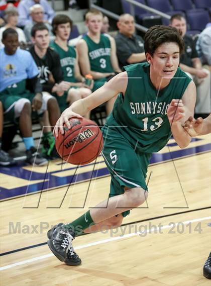 Thumbnail 3 in Cesar Chavez vs. Sunnyslope (MLK Basketball Classic) photogallery.