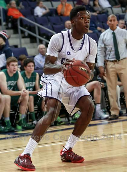 Thumbnail 2 in Cesar Chavez vs. Sunnyslope (MLK Basketball Classic) photogallery.