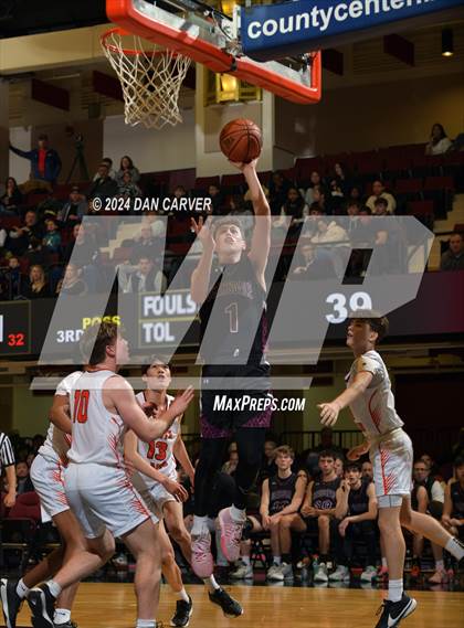 Thumbnail 1 in Scarsdale vs White Plains (Slam Dunk Showcase) photogallery.