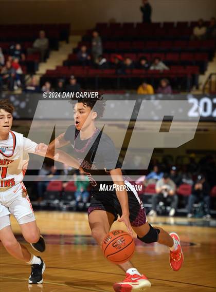 Thumbnail 3 in Scarsdale vs White Plains (Slam Dunk Showcase) photogallery.