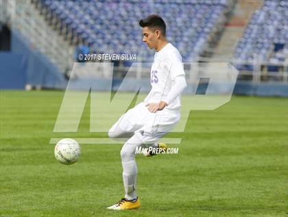 Thumbnail 3 in Central vs. Southwest EC (City Championship @ Qualcomm) photogallery.