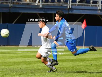 Thumbnail 2 in Central vs. Southwest EC (City Championship @ Qualcomm) photogallery.
