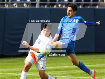 Thumbnail 3 in Central vs. Southwest EC (City Championship @ Qualcomm) photogallery.