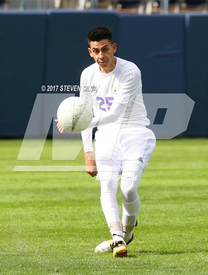 Thumbnail 3 in Central vs. Southwest EC (City Championship @ Qualcomm) photogallery.