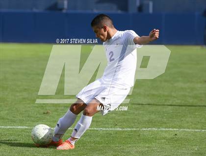 Thumbnail 3 in Central vs. Southwest EC (City Championship @ Qualcomm) photogallery.