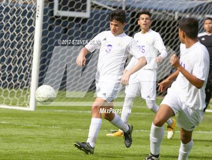 Thumbnail 3 in Central vs. Southwest EC (City Championship @ Qualcomm) photogallery.