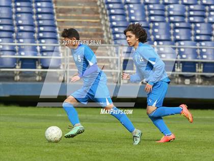 Thumbnail 3 in Central vs. Southwest EC (City Championship @ Qualcomm) photogallery.