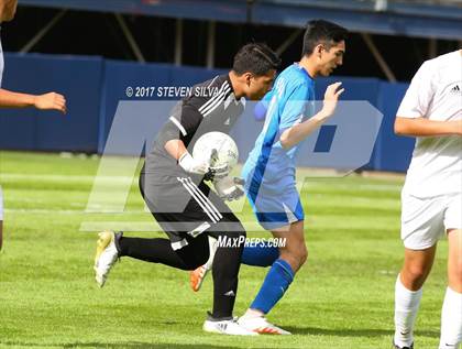 Thumbnail 3 in Central vs. Southwest EC (City Championship @ Qualcomm) photogallery.
