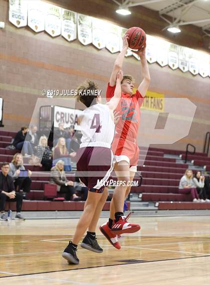 Thumbnail 1 in Faith Lutheran vs Liberty photogallery.