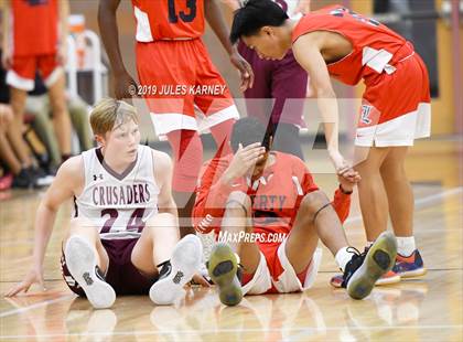 Thumbnail 3 in Faith Lutheran vs Liberty photogallery.