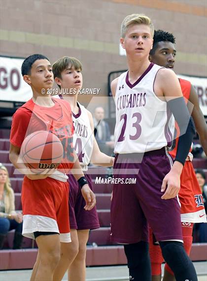 Thumbnail 3 in Faith Lutheran vs Liberty photogallery.