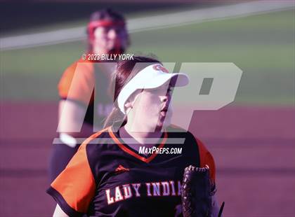 Thumbnail 3 in Grand Saline vs Van photogallery.