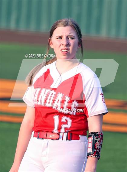 Thumbnail 2 in Grand Saline vs Van photogallery.