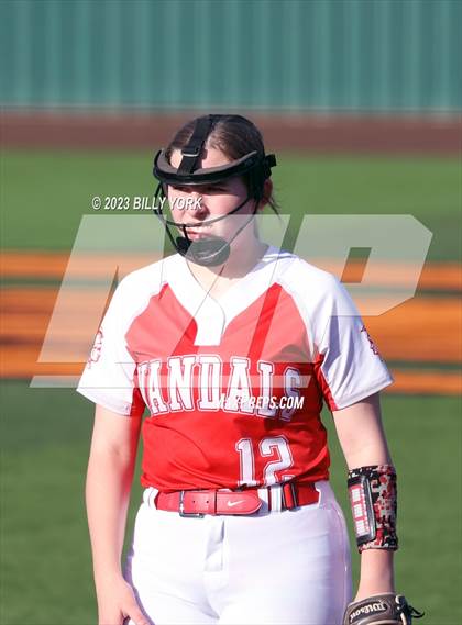 Thumbnail 3 in Grand Saline vs Van photogallery.