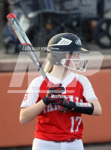 Thumbnail 2 in Grand Saline vs Van photogallery.