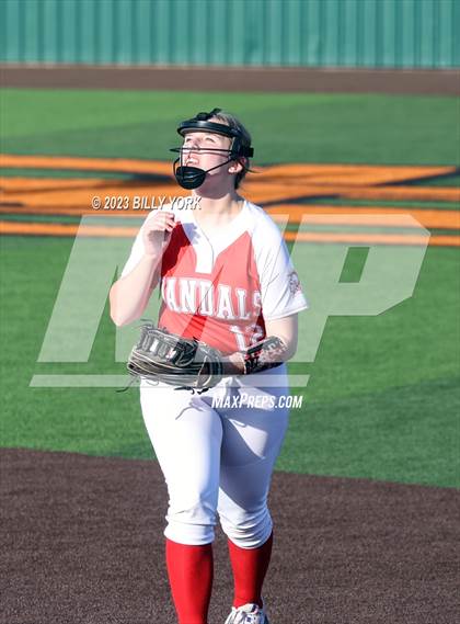 Thumbnail 3 in Grand Saline vs Van photogallery.