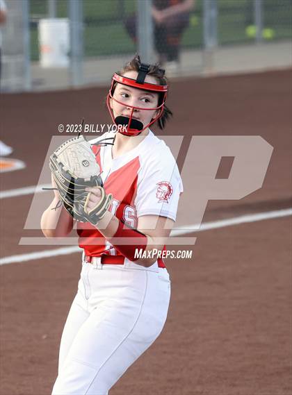 Thumbnail 3 in Grand Saline vs Van photogallery.