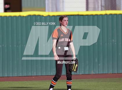 Thumbnail 2 in Grand Saline vs Van photogallery.