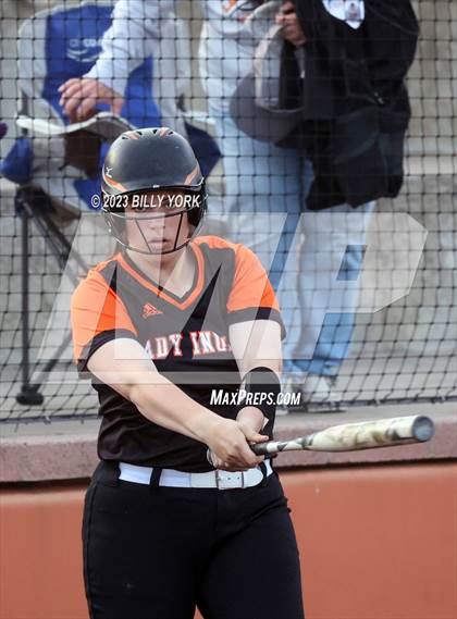 Thumbnail 3 in Grand Saline vs Van photogallery.