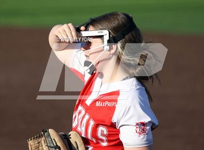 Thumbnail 3 in Grand Saline vs Van photogallery.