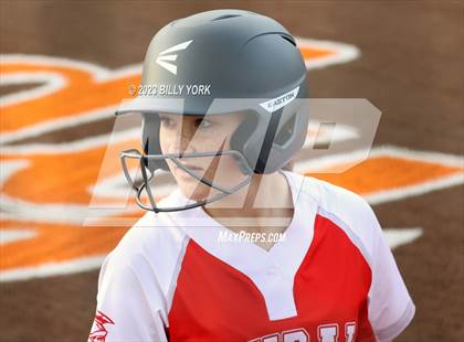 Thumbnail 1 in Grand Saline vs Van photogallery.