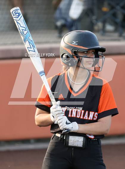 Thumbnail 2 in Grand Saline vs Van photogallery.