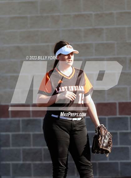 Thumbnail 2 in Grand Saline vs Van photogallery.