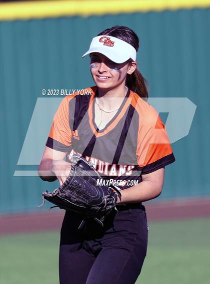 Thumbnail 1 in Grand Saline vs Van photogallery.