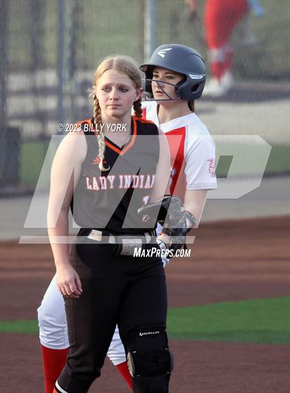 Thumbnail 3 in Grand Saline vs Van photogallery.