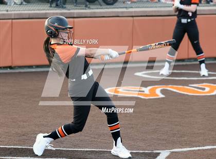 Thumbnail 3 in Grand Saline vs Van photogallery.