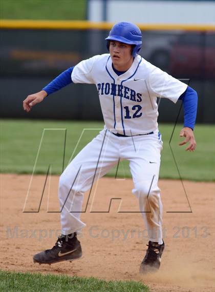 Thumbnail 2 in Boone County @ Simon Kenton photogallery.
