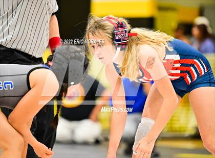 Thumbnail 1 in Lady Big Kat Tournament photogallery.