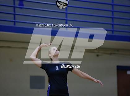 Thumbnail 1 in Lebanon @ LaVergne photogallery.