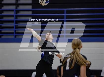 Thumbnail 3 in Lebanon @ LaVergne photogallery.