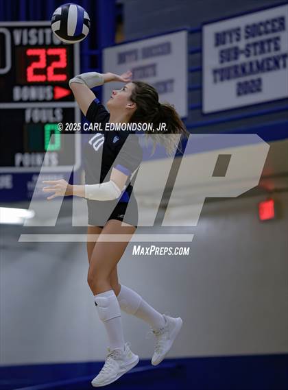 Thumbnail 3 in Lebanon @ LaVergne photogallery.