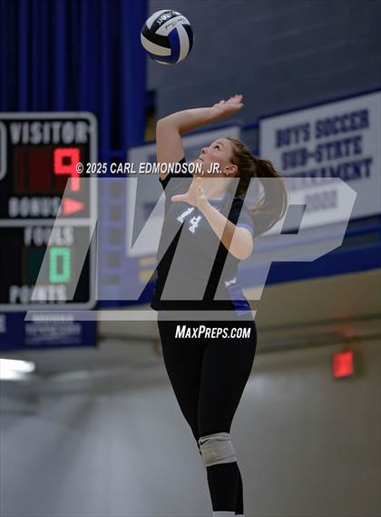 Thumbnail 1 in Lebanon @ LaVergne photogallery.