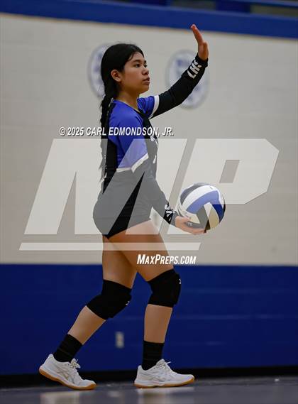 Thumbnail 1 in Lebanon @ LaVergne photogallery.