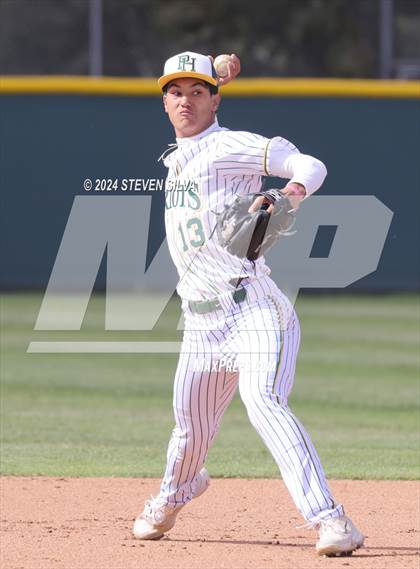 Thumbnail 2 in Simi Valley vs. Patrick Henry (74th Annual San Diego Lions Tournament) photogallery.