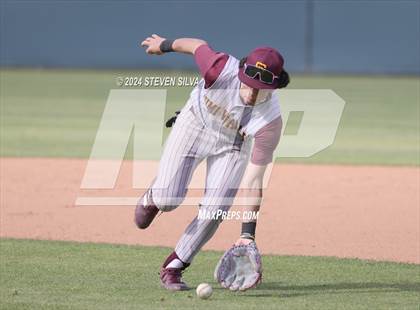 Thumbnail 3 in Simi Valley vs. Patrick Henry (74th Annual San Diego Lions Tournament) photogallery.