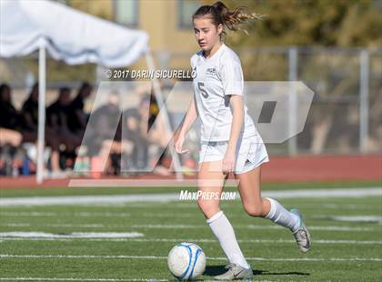 Thumbnail 2 in Higley vs. Mountain Pointe (Coyote Classic Semifinal) photogallery.